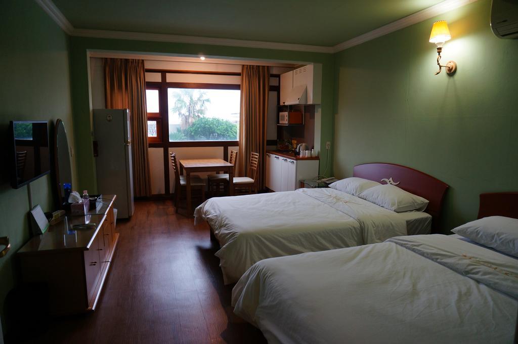 Park Beach Hotel Csedzsu Szoba fotó