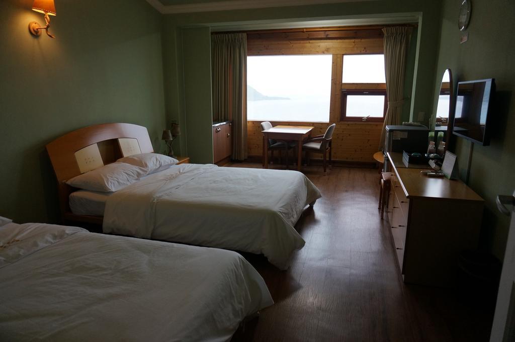 Park Beach Hotel Csedzsu Szoba fotó