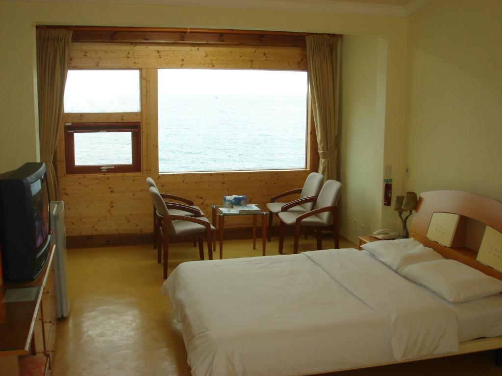 Park Beach Hotel Csedzsu Kültér fotó