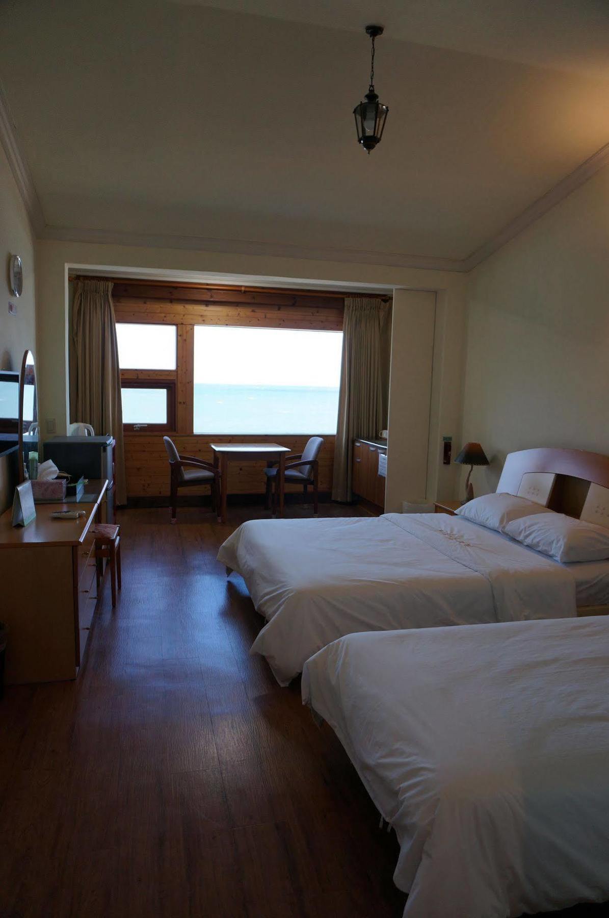 Park Beach Hotel Csedzsu Kültér fotó