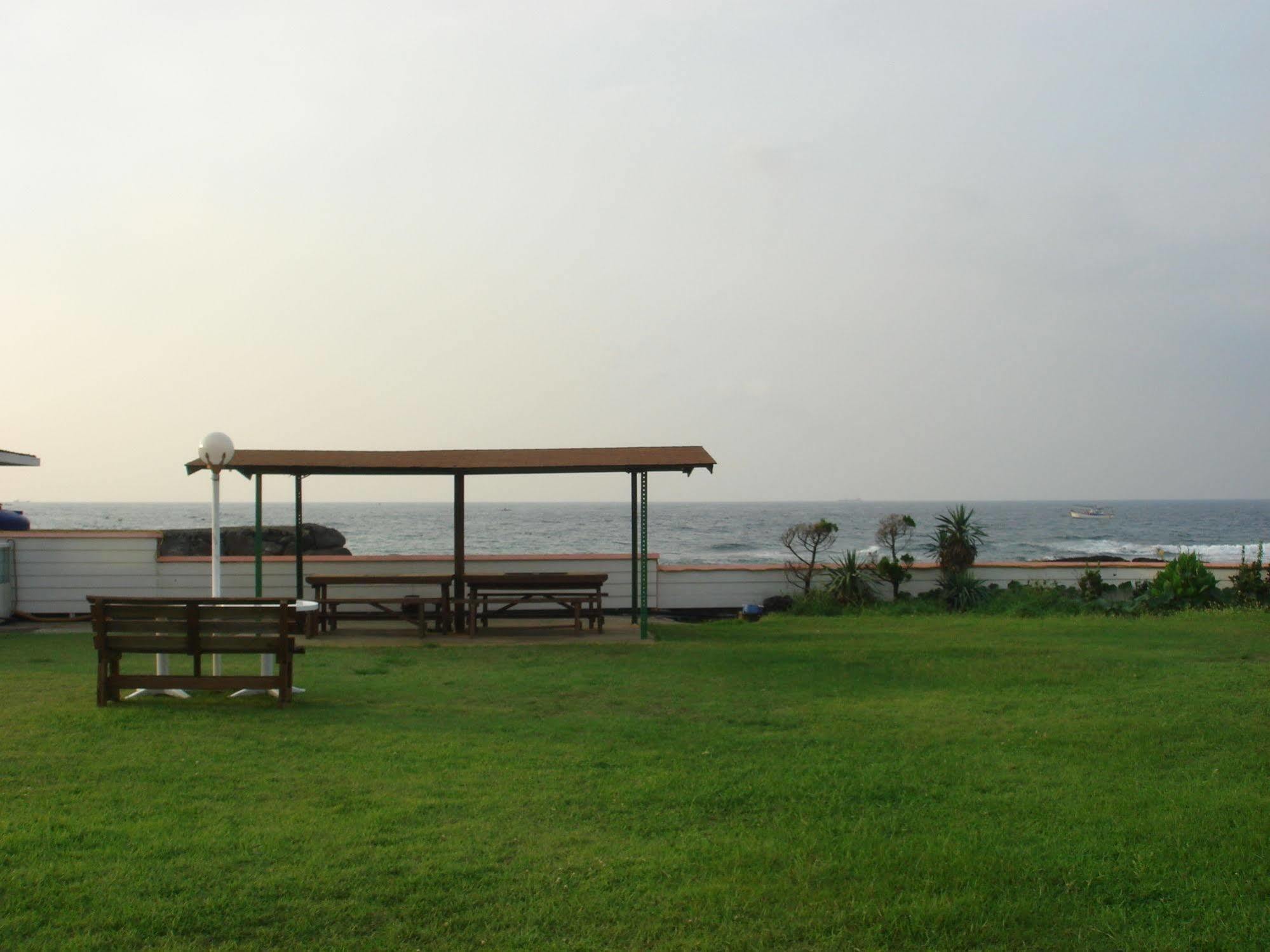 Park Beach Hotel Csedzsu Kültér fotó