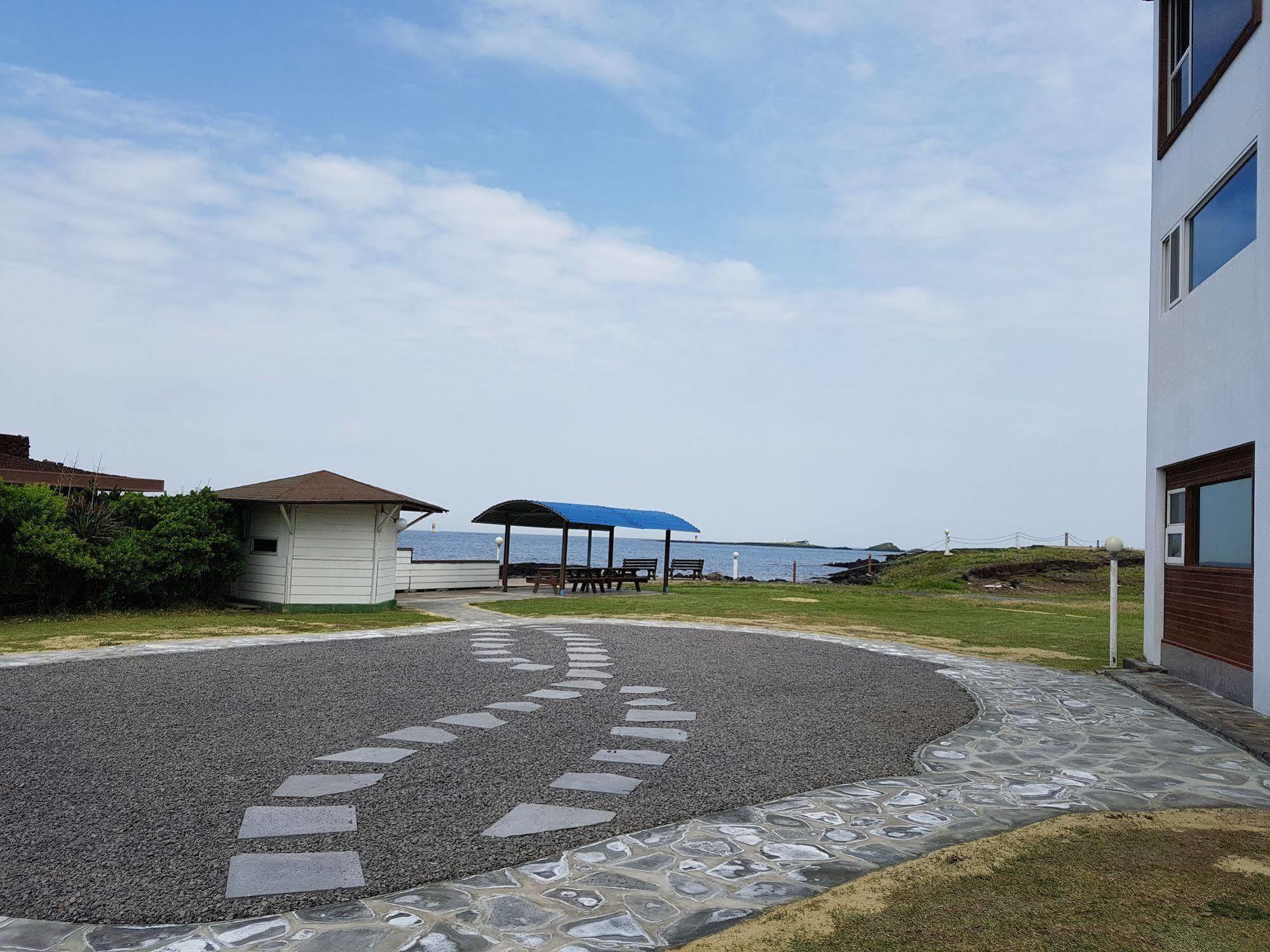 Park Beach Hotel Csedzsu Kültér fotó