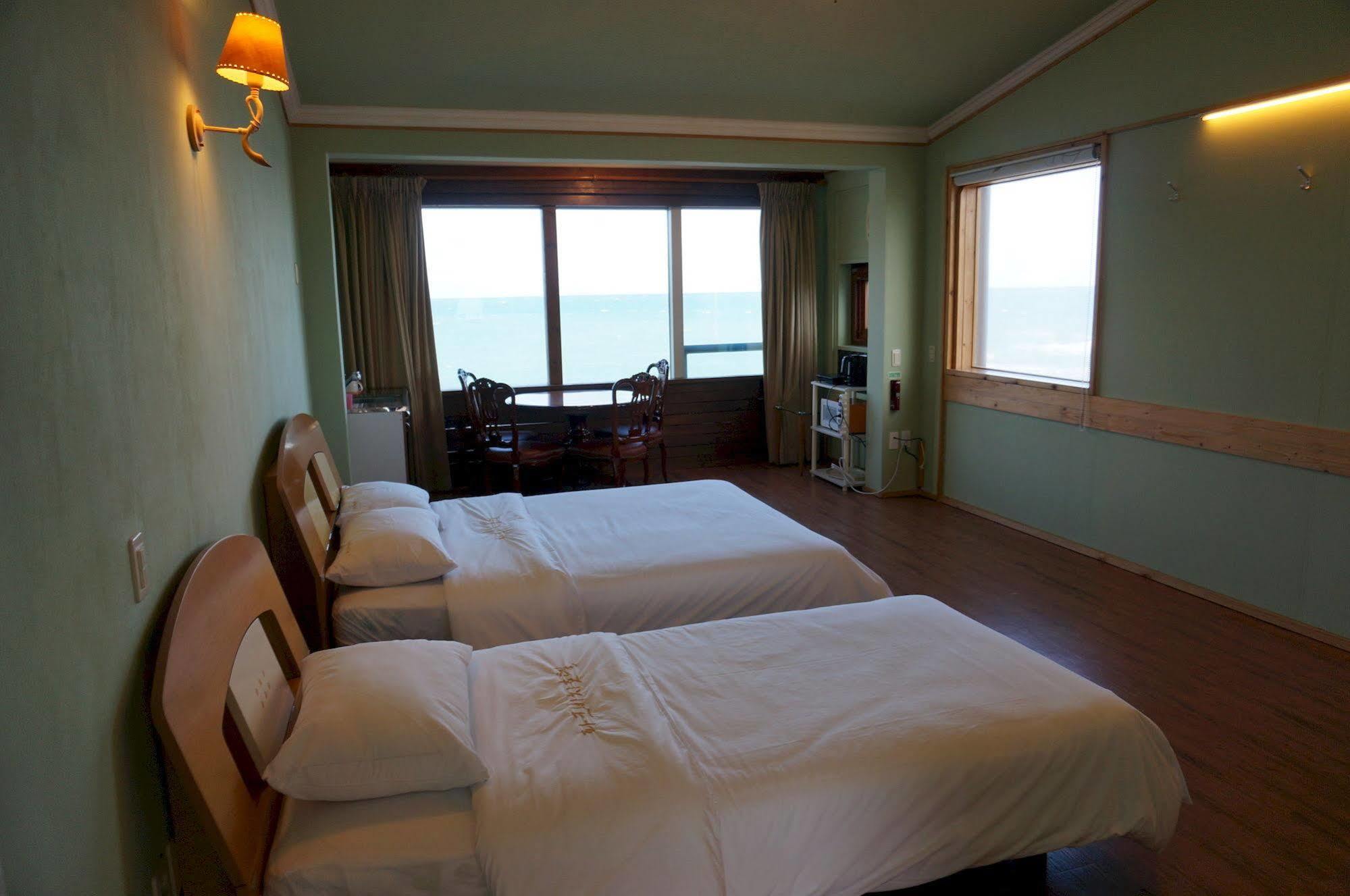 Park Beach Hotel Csedzsu Kültér fotó