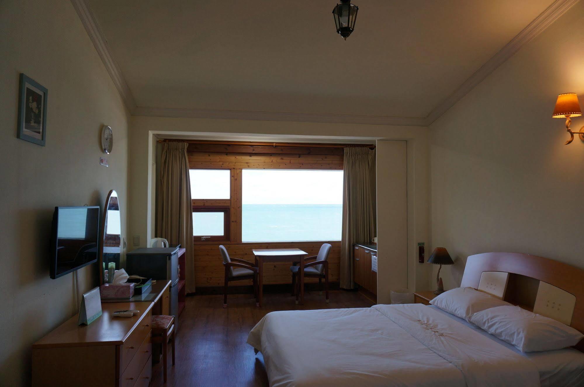 Park Beach Hotel Csedzsu Kültér fotó
